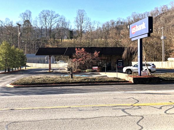 Former Bank Branch: 9782 Meta Hwy, Pikeville, KY 41501